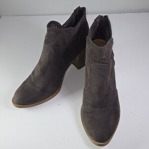 DV Dolce Vita Women's Gray Perforated Suede Block Heel Ankle Boots Size 8.5